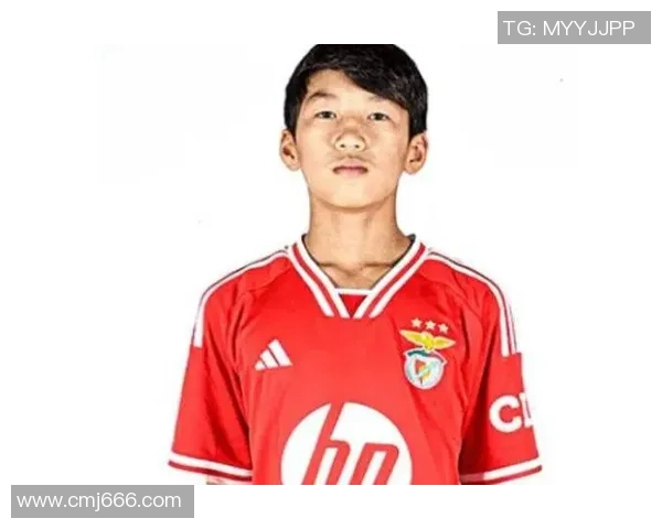 海南足球头号球星崭露头角 助力球队崛起成国内赛场新焦点 海南足球头号球星崭露头角 助力球队崛起成国内赛场新焦点